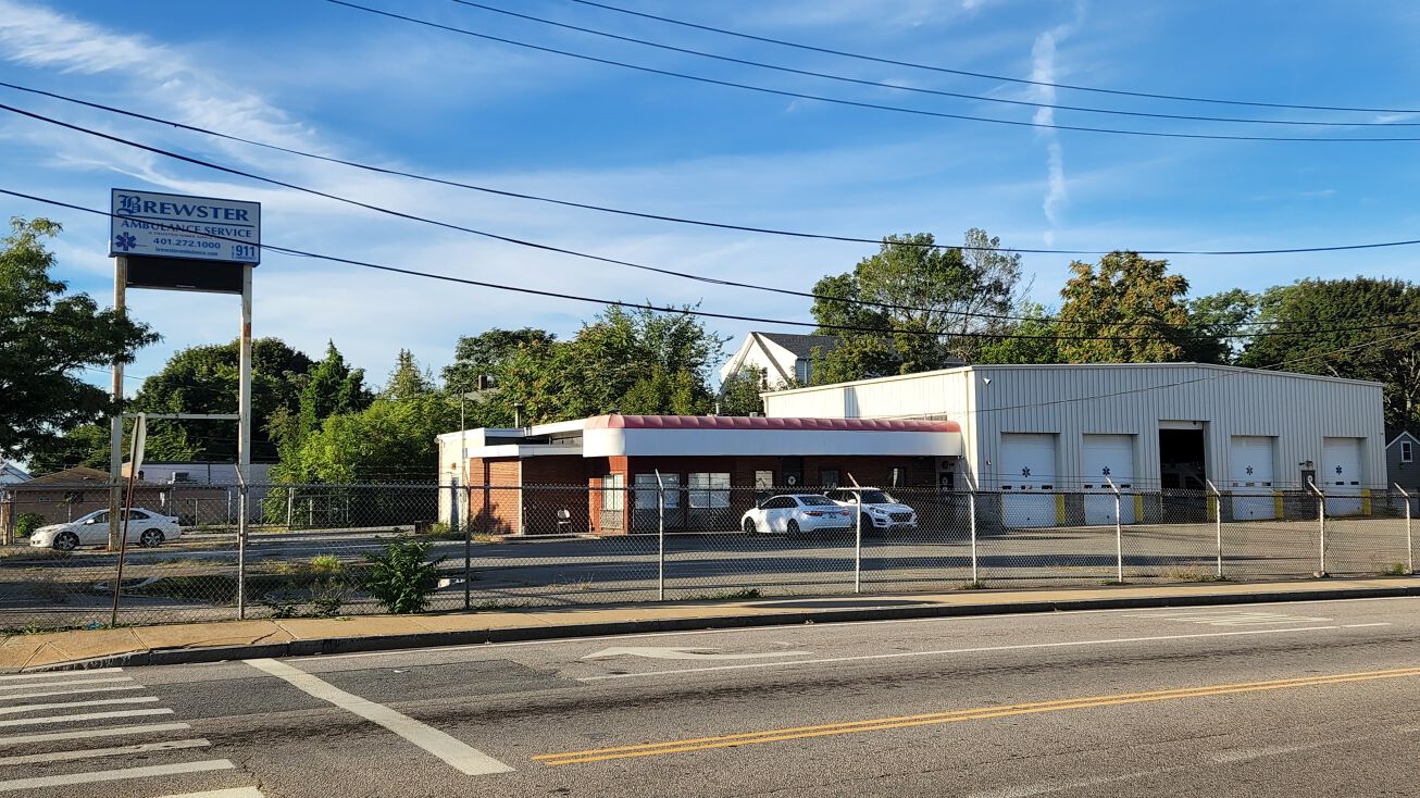 65 East St, Pawtucket, RI 02860