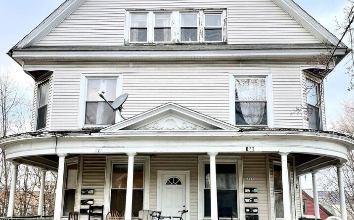 Pictures of Multifamily property located at 621 Madison Ave, Scranton, PA 18510 for sales - image #1