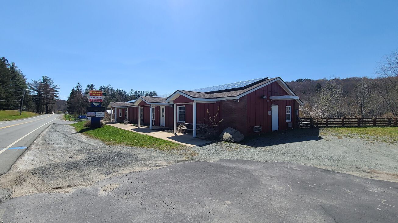 100 Sullivan Ave, Ferndale, NY 12734