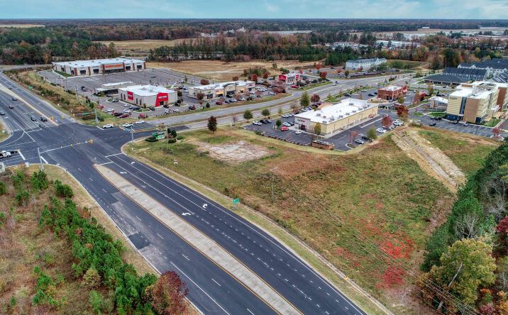 Pictures of Land property located at Lakeridge Parkway and Lewistown Road, Ashland, VA 23005 for sales - image #1
