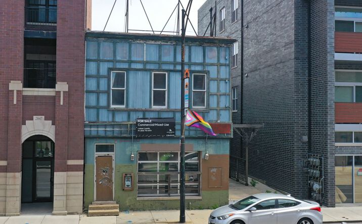 image of property at 2843 N HALSTED ST Chicago IL 60657-5105