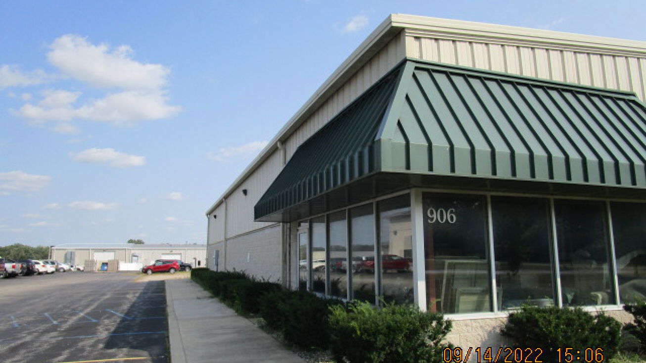 906 Industrial Dr, Tecumseh, MI 49286