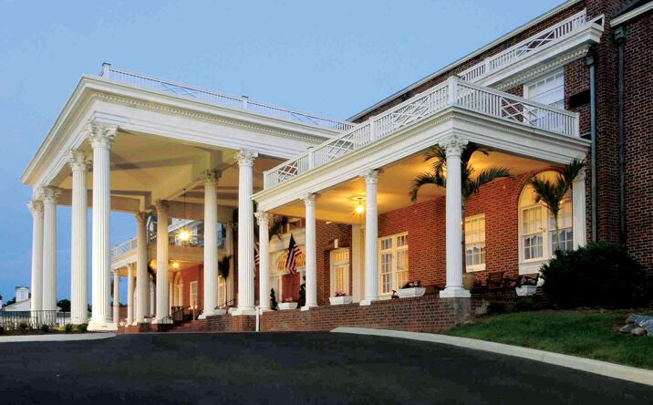 image of property at 401 W MAIN ST Luray VA 22835-1024