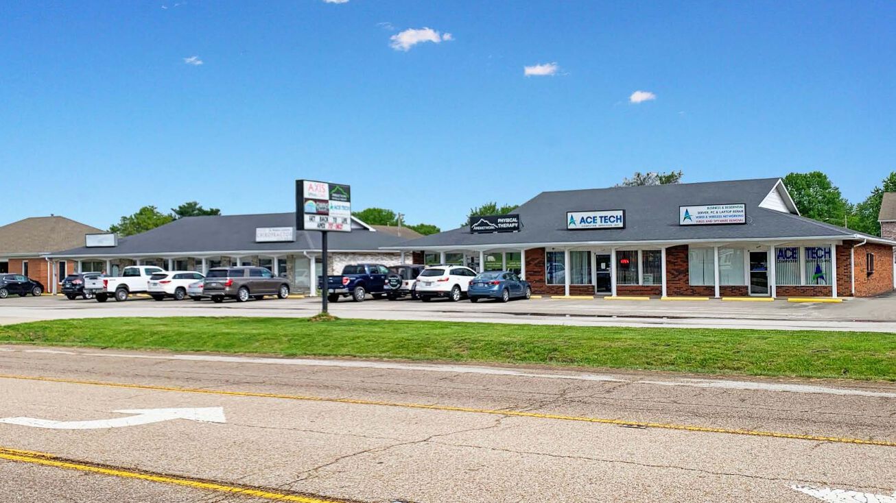 418 W Bethalto Dr, Bethalto, IL 62010 | Crexi.com
