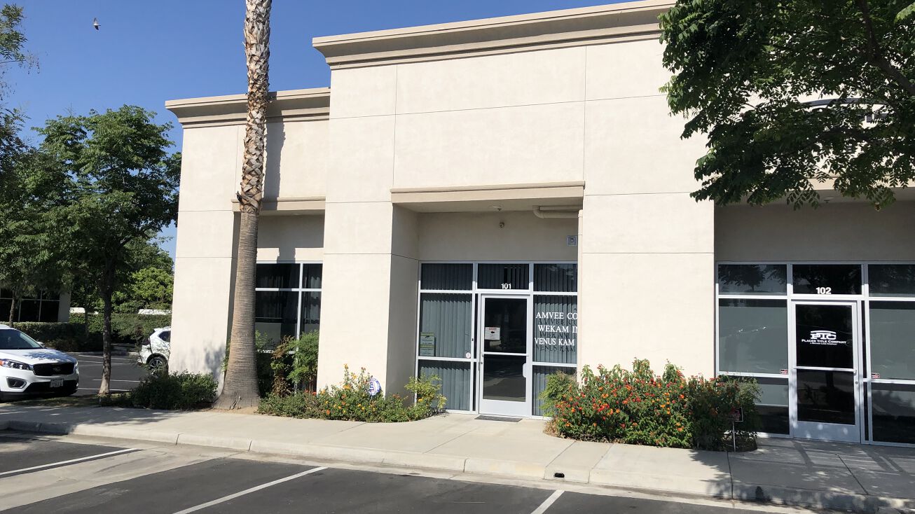 4939 Calloway Dr, Bakersfield, CA 93312