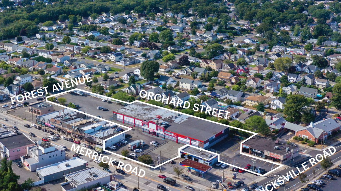 4235 Merrick Rd, Massapequa, NY 11758