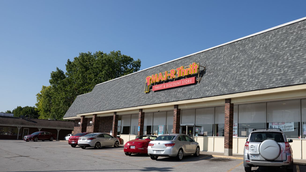 7506 Raytown Rd, Raytown, MO 64138 Retail Property for Sale Single