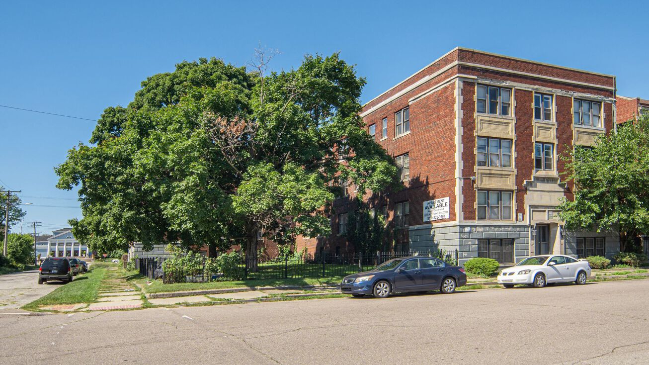 615 Field St, Detroit, MI 48214