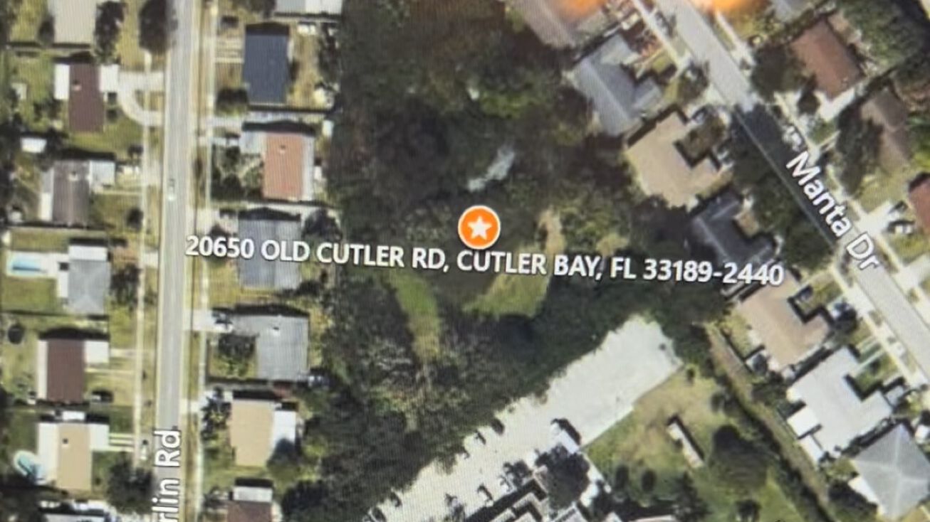 20650 Old Cutler Rd, Cutler Bay, FL 33189