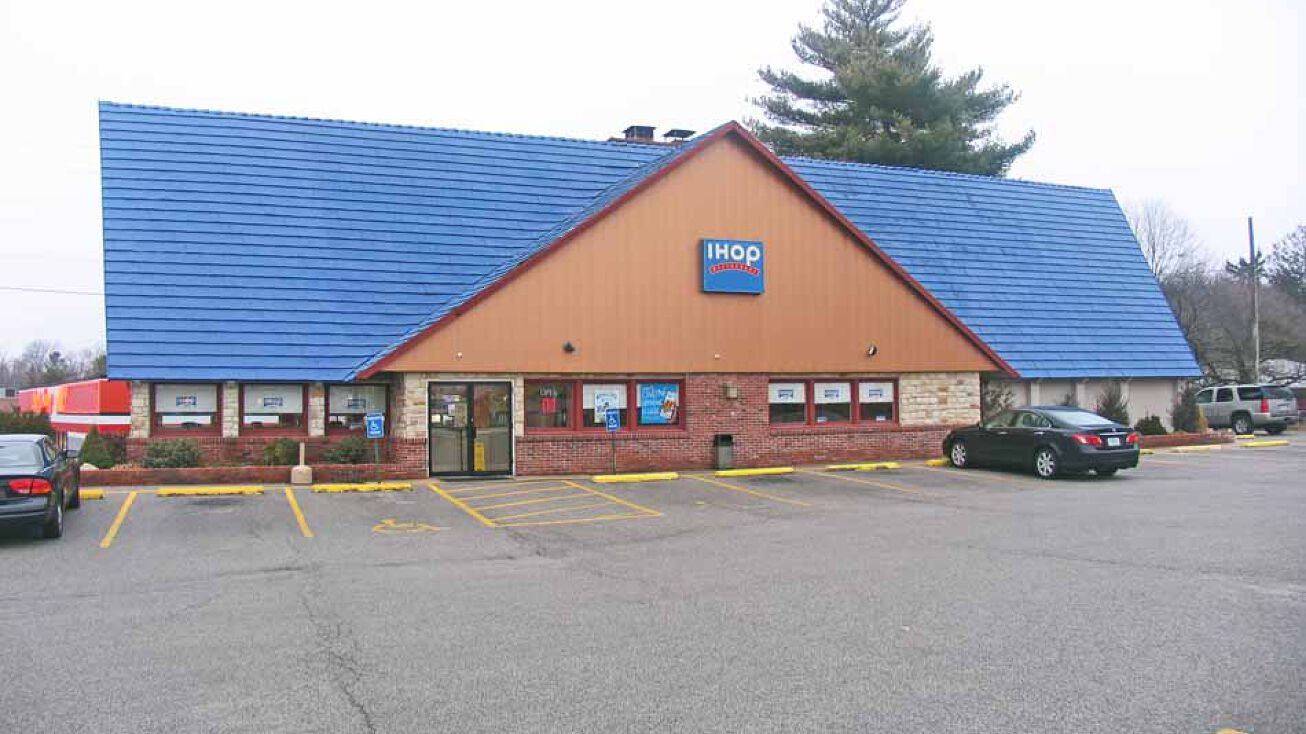 601 Carlyle Avenue, Belleville, IL 62221