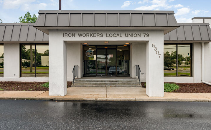 Pictures of Office property located at 5307 E Virginia Beach Blvd, Norfolk, VA 23502 for comps - image #1