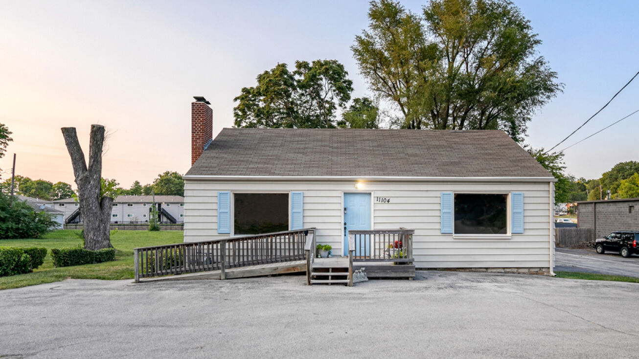11104 W 61st St, Shawnee, KS 66203