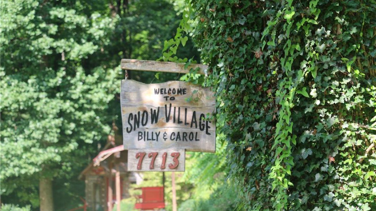 7713 Haystack Rd, Dobson, NC 27017