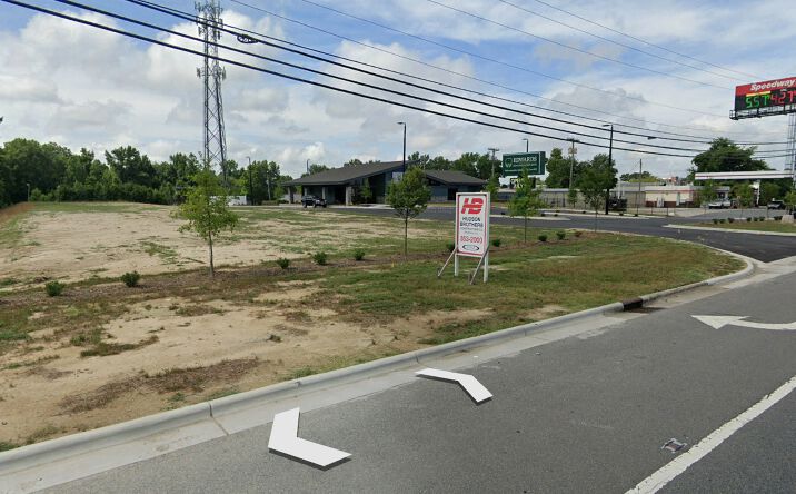 Pictures of Land property located at 3700 W Vernon Ave, Kinston, NC 28504 for sales - image #1