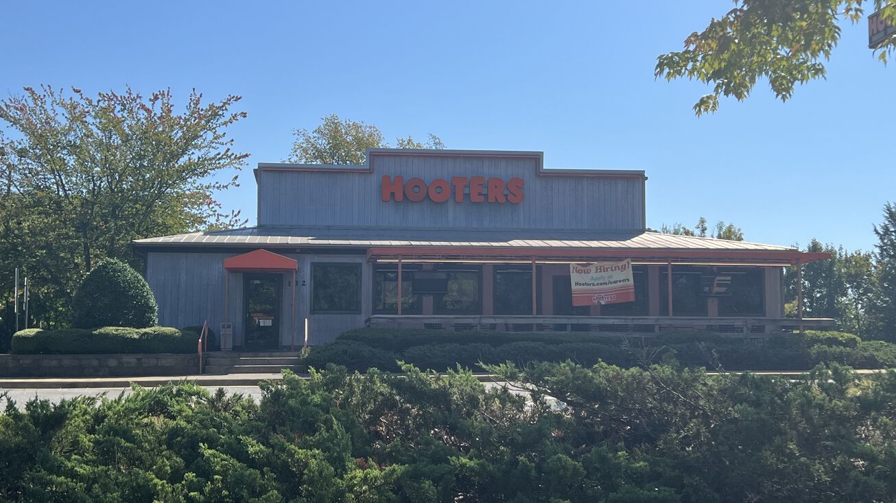 132 Gallery Center Dr, Mooresville, NC 28117