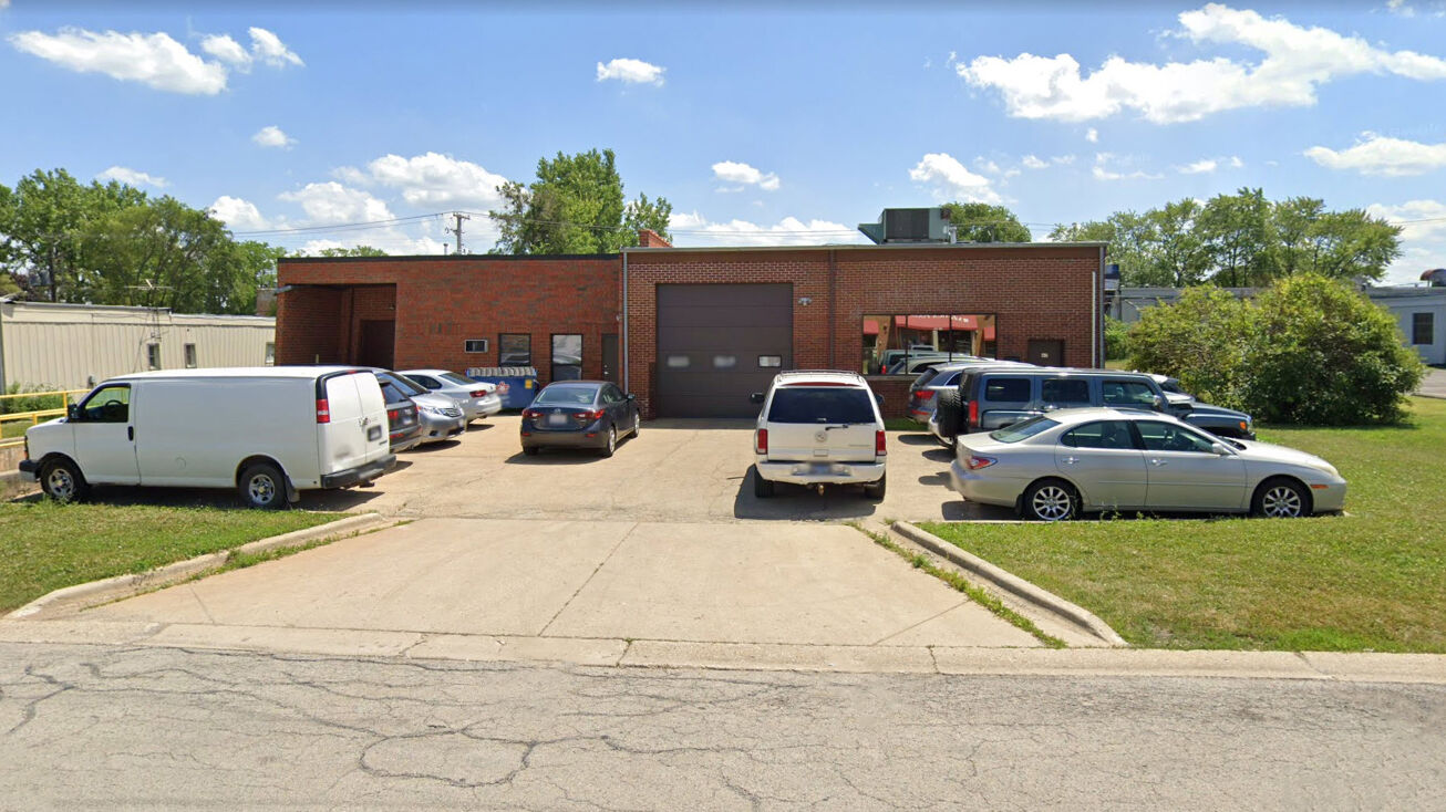 Pictures of Industrial property located at 47 W Commercial Ave, Addison