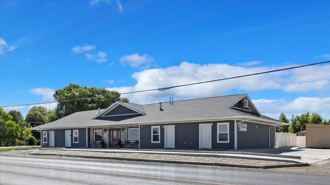 1221 21st St, Heyburn, ID 83336