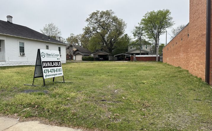 Pictures of Land property located at 223 N Greenwood Ave, Fort Smith, AR 72901 for sales - image #1