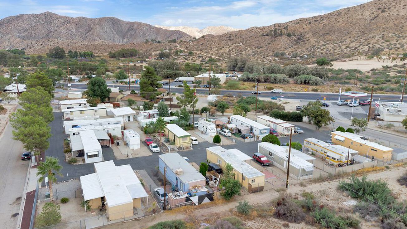 49609 Paradise Ave, Morongo Valley, CA 92256