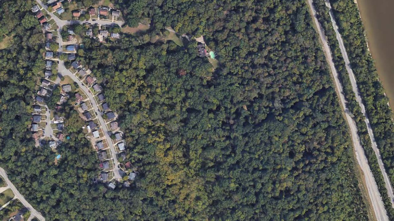 150 Shamrock Ln, Fort Thomas, KY 41075