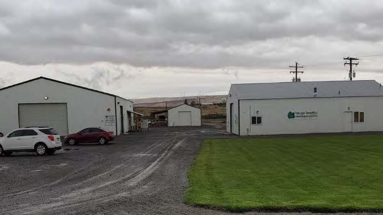 231 Second St, Touchet, WA 99360