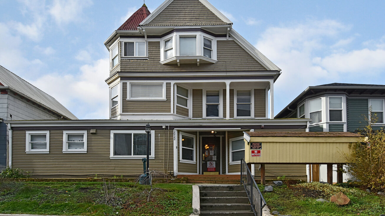 2922 Hoyt Avenue, Everett, WA 98201