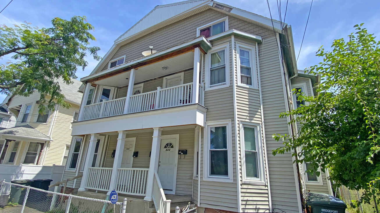 422 Lafayette St, Bridgeport, CT 06604 Multifamily Property for Sale