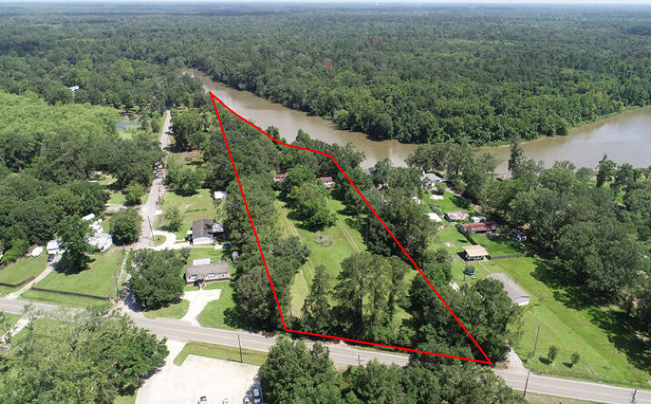 Pictures of Land property located at 42728 LA-42, Prairieville, LA 70769 for sales - image #1