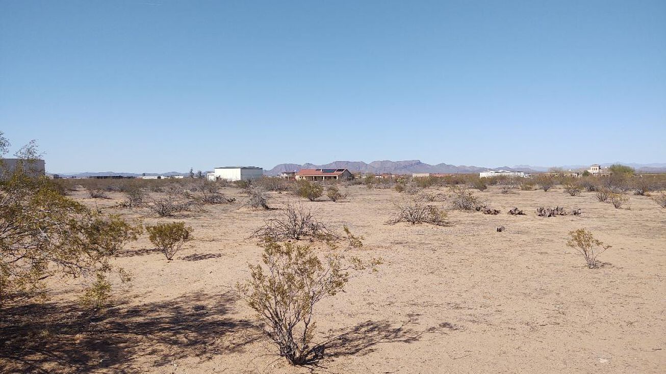 50xxx William Road, Aguila, AZ 85320