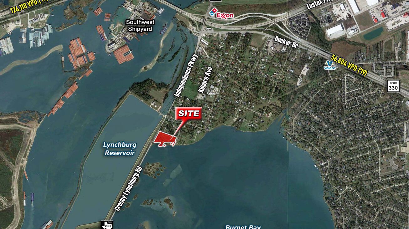 Crosby Lynchburg Rd, OLD RVRWNFRE, TX 77520