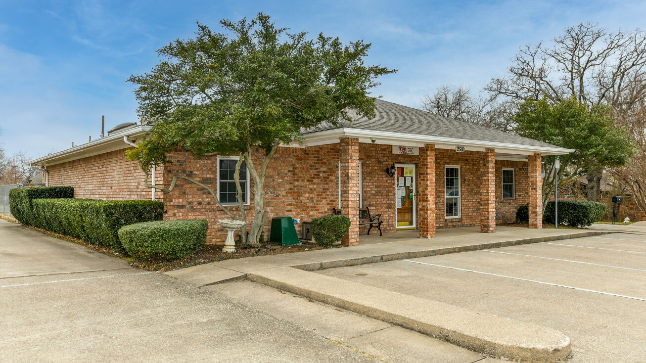 2500 Harwood Rd, Bedford, TX 76021 Office Property for Sale
