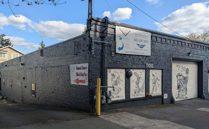 Pictures of Industrial property located at 1100 NE 21st Ave, Portland, OR 97232 for sales - image #1