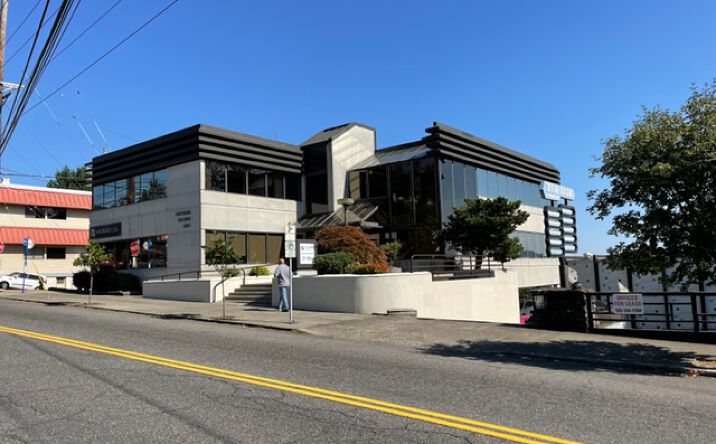 Pictures of Office property located at 4504 S Corbett Ave, Portland, OR 97239 for sales - image #1