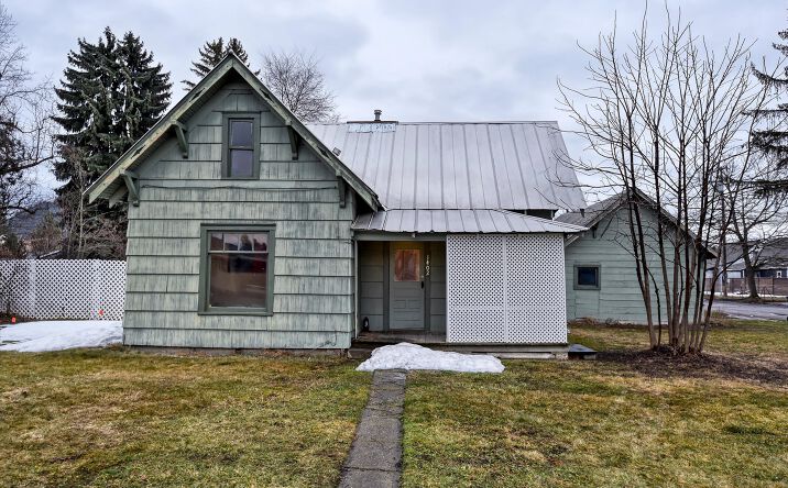 Pictures of Multifamily property located at 1402 N 7th St, Coeur d'Alene, ID 83814 for sales - image #1