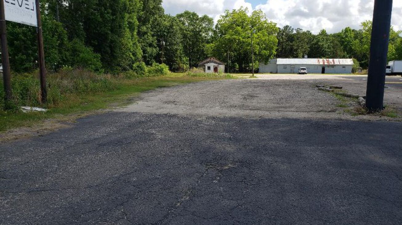 1617 W Lucas St, Florence, SC 29501 Land for Sale Self Storage Lay Down Yard Hotel Retail