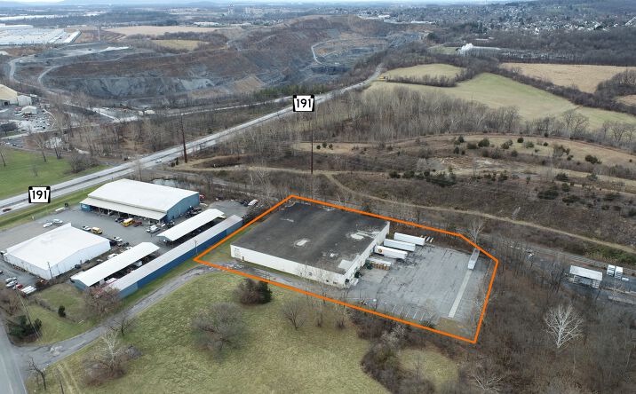 Pictures of Industrial property located at 108 Commerce Way, Stockertown, PA 18040 for sales - image #1