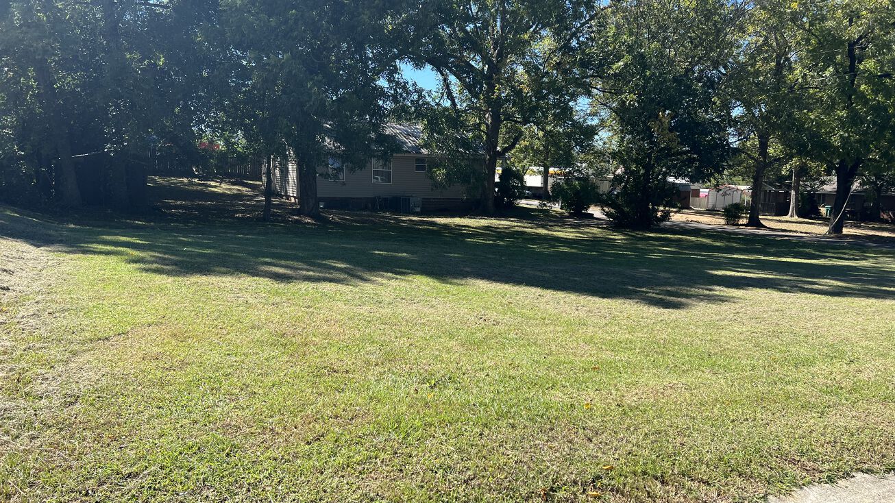 316 Hillside Dr, Trussville, AL 35173