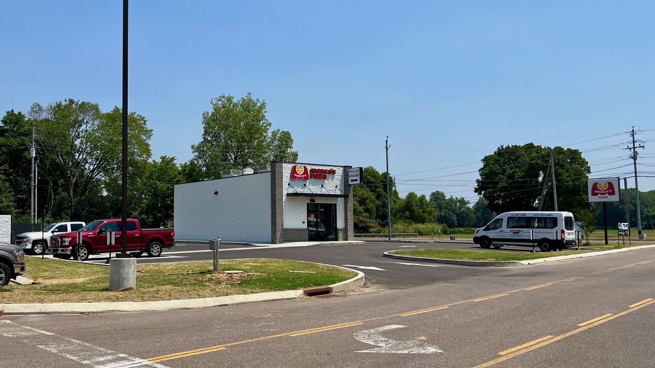 2375 Parr Ave, Dyersburg, TN 38024