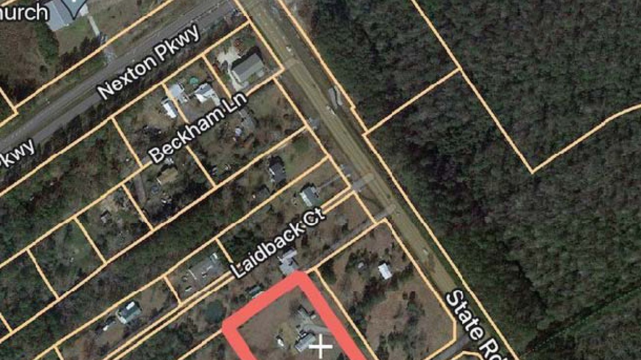 820 Mockingbird Ln, Summerville, SC 29483