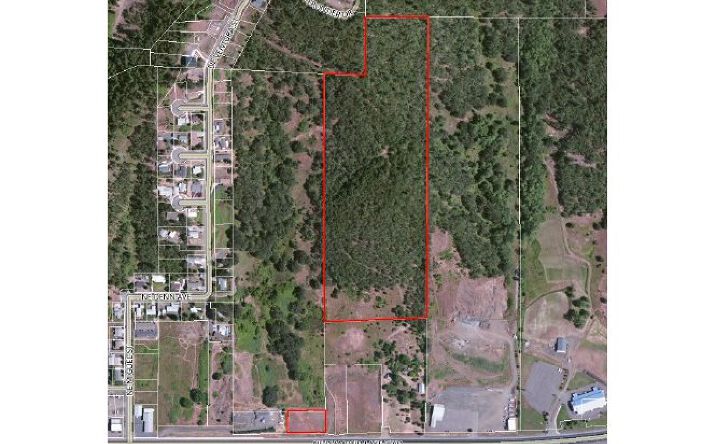 Pictures of Land property located at N Umpqua Hwy #3, Roseburg, OR 97470 for sales - image #1