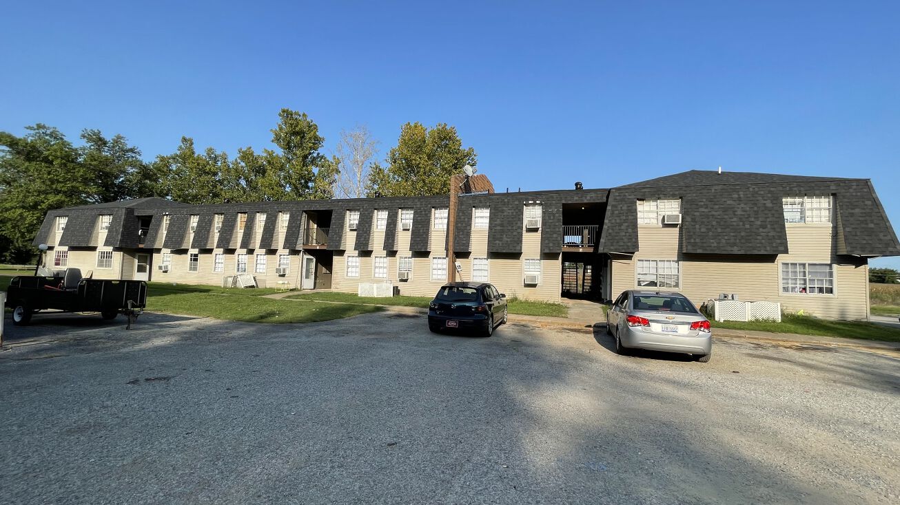 1005 Airport, Fulton, KY 42041 Multifamily Property for Sale