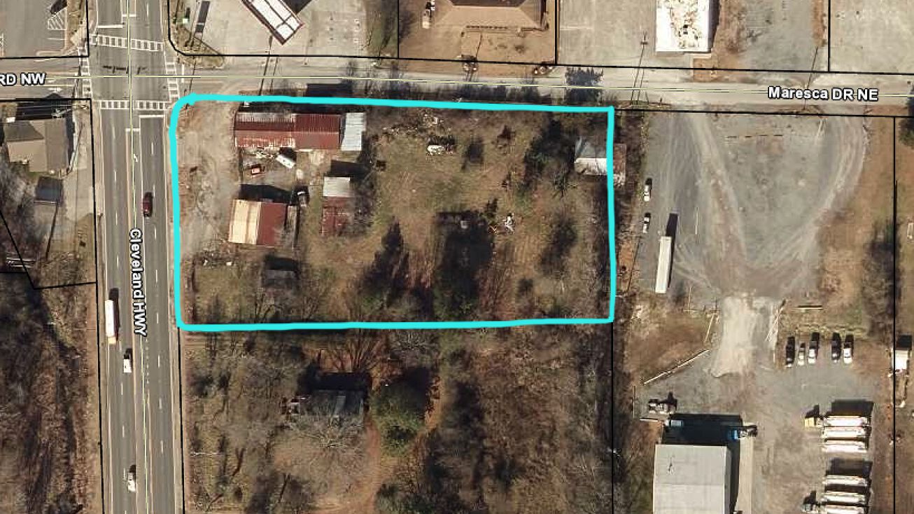 2944 Cleveland Hwy, Dalton, GA 30721