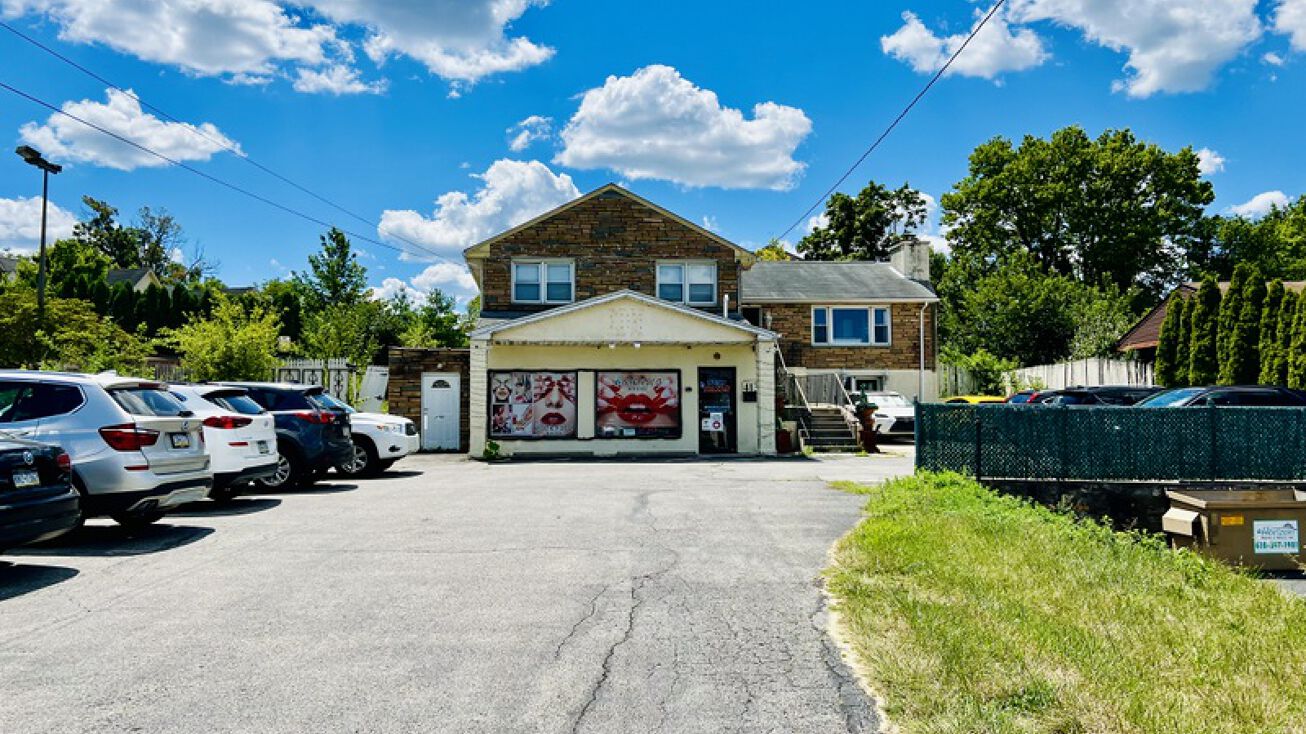 413 W. Ridge Pike, Conshohocken, PA 19428 Special Purpose Property