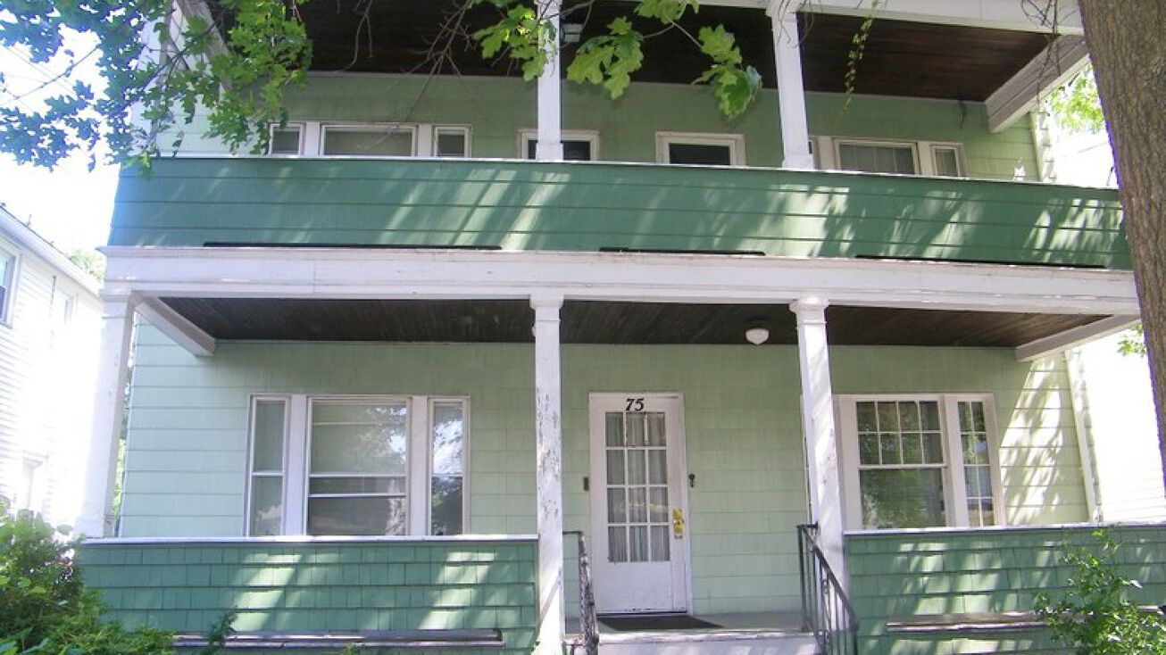 75 Division St, Kingston, PA 18704