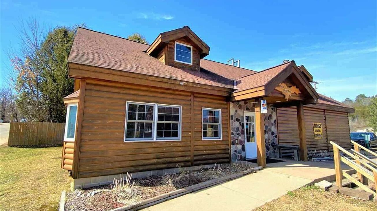 105 N Max St, Michigamme Township, MI 49861 Retail Property for Sale