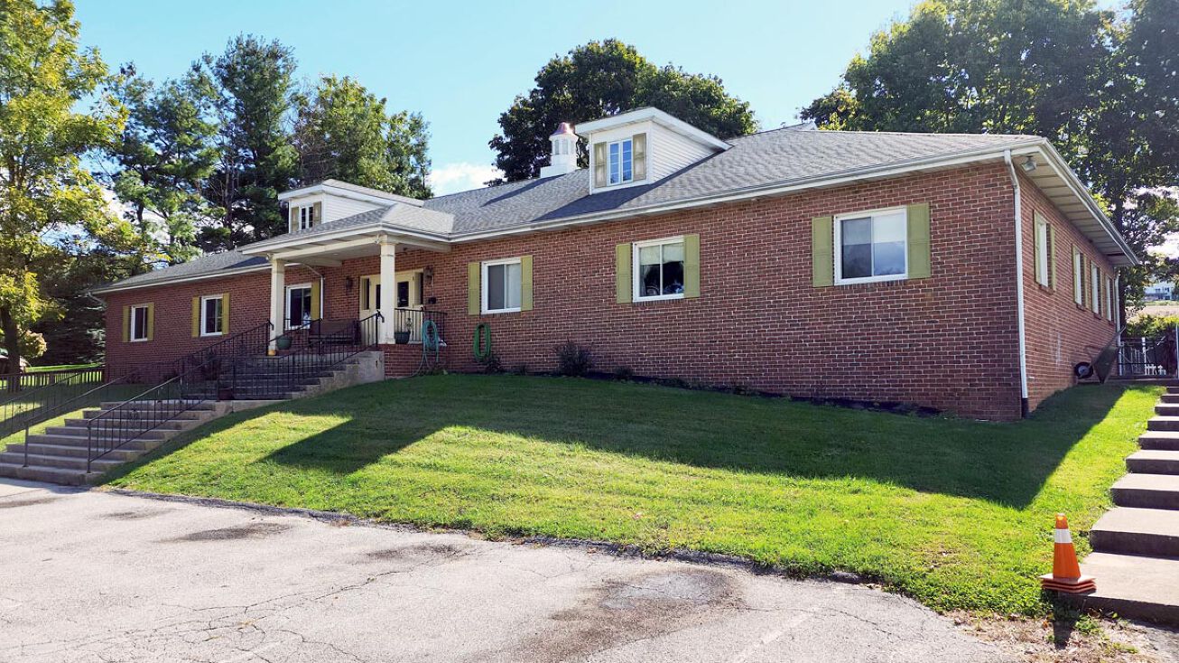 800 Lombard Rd, Red Lion, PA 17356