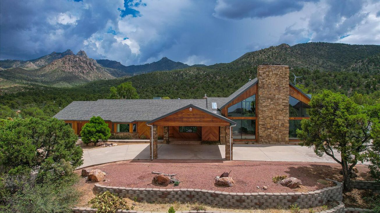 2626 S Dw Ranch Rd, Kingman, AZ 86401