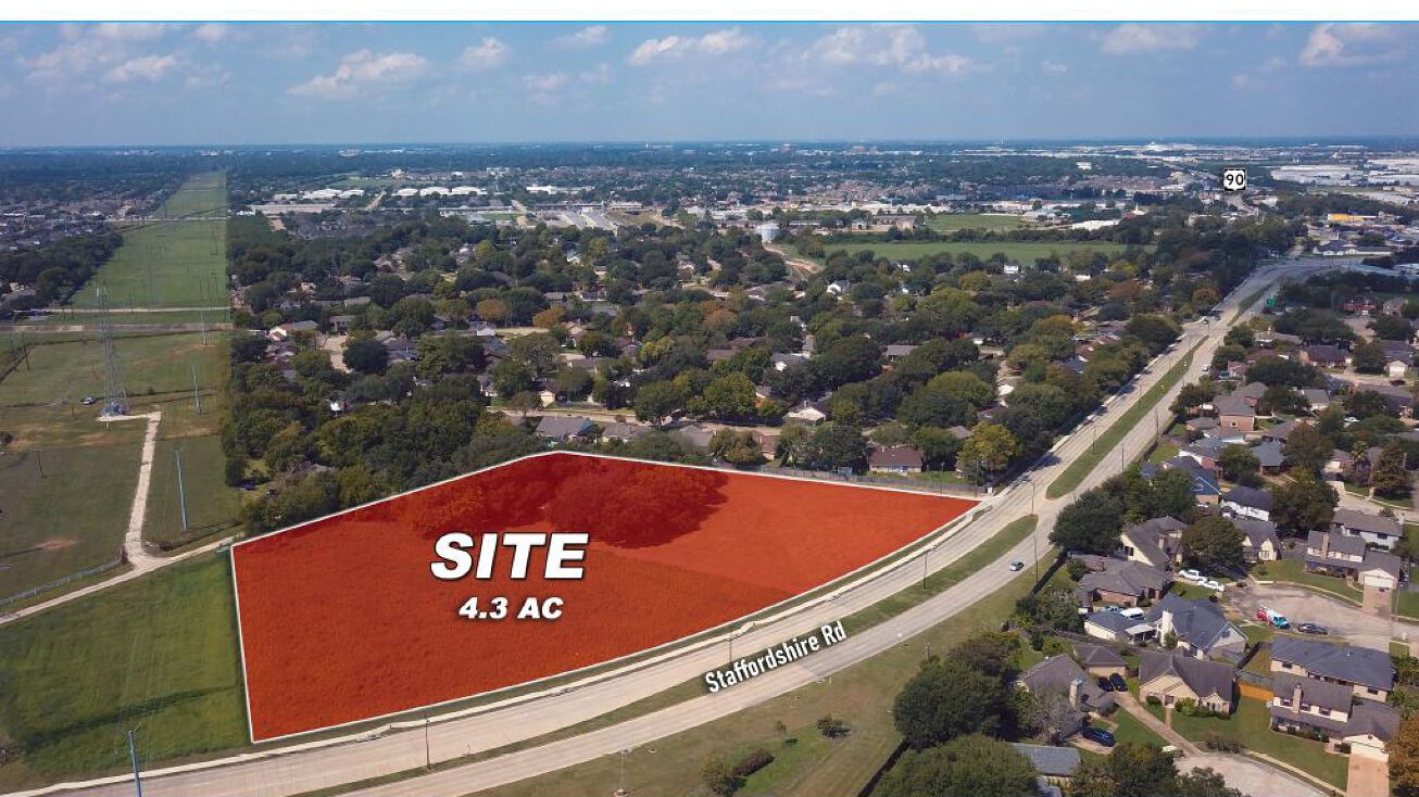 718 Staffordshire Rd, Stafford, TX 77477