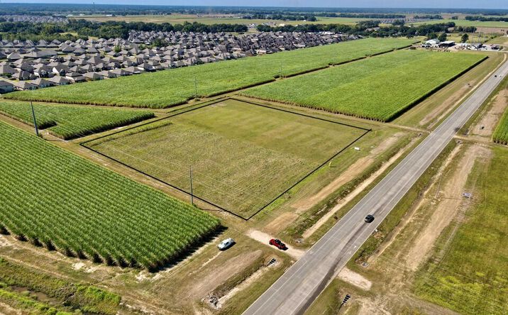 Pictures of Land property located at 3038 Chemin Metairie Pkwy, Youngsville, LA 70592 for sales - image #1