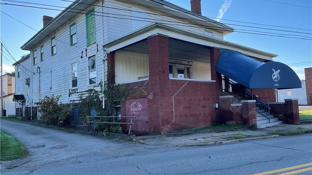 415 N WARREN AVENUE, Apollo Boro, PA 15613